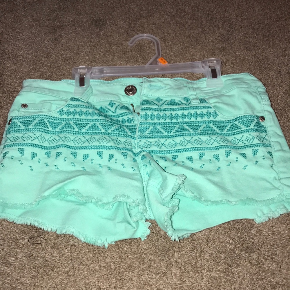 Patterned shorts